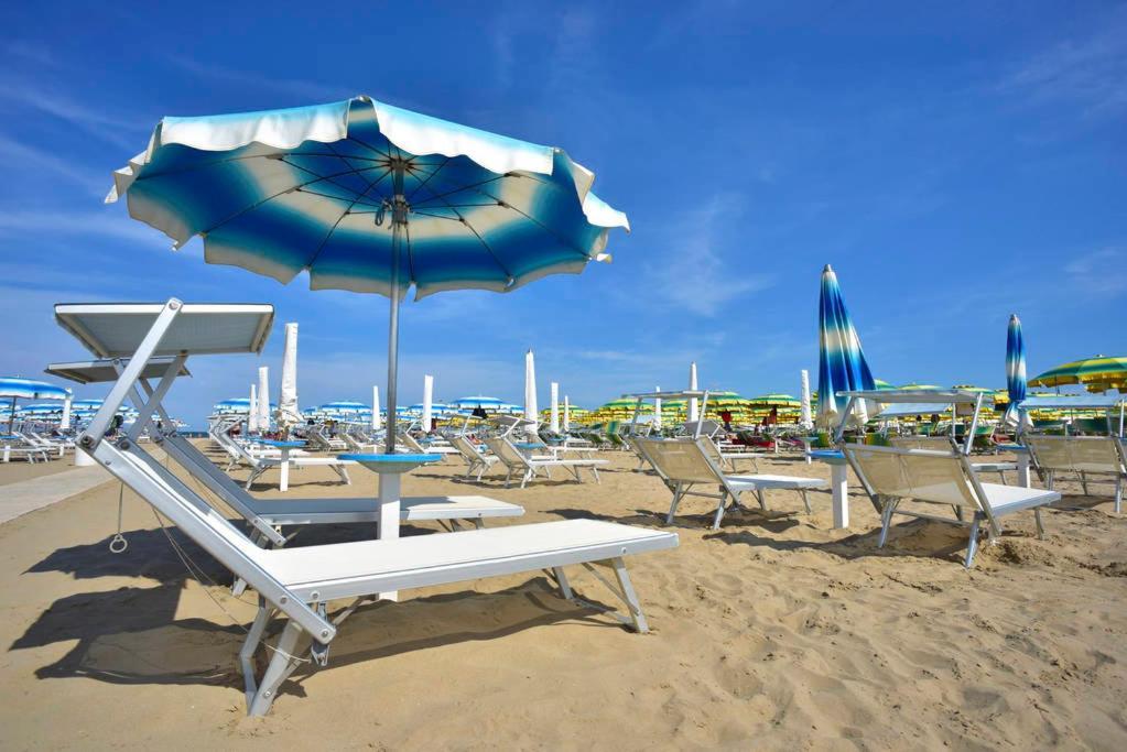 Clubhotel Residence Cesena Bagian luar foto