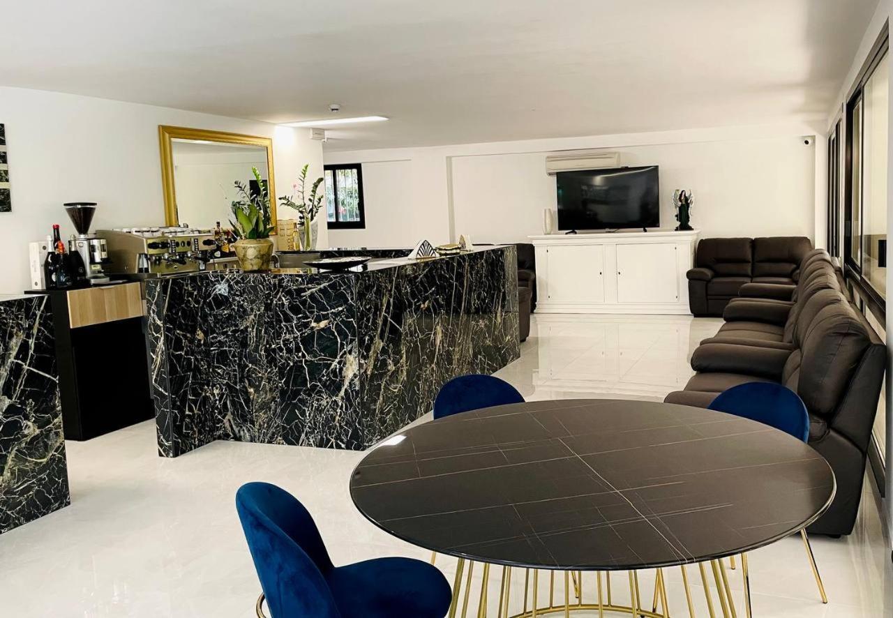 Clubhotel Residence Cesena Bagian luar foto